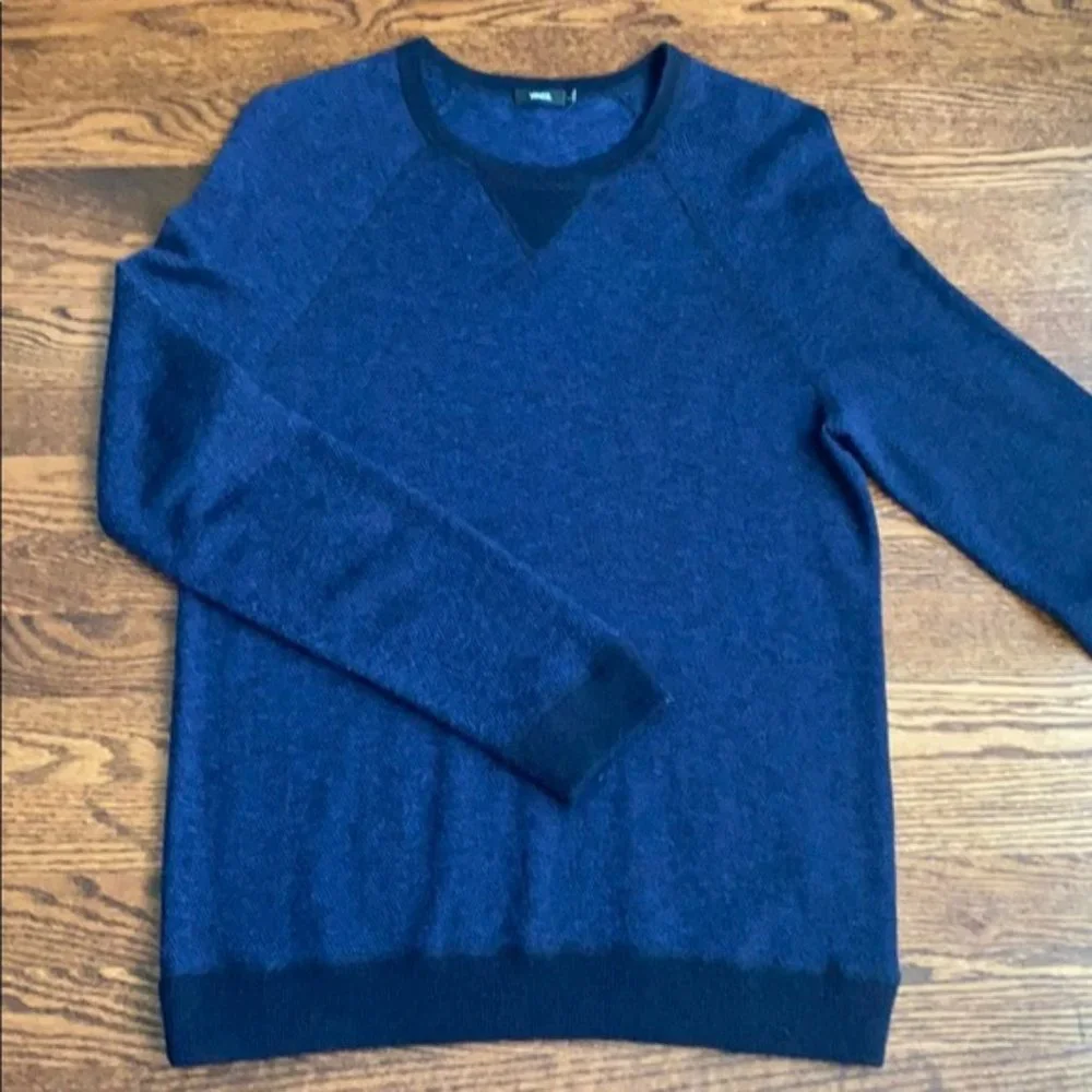 Vince Men's Navy blue wool cashmere sweater size S